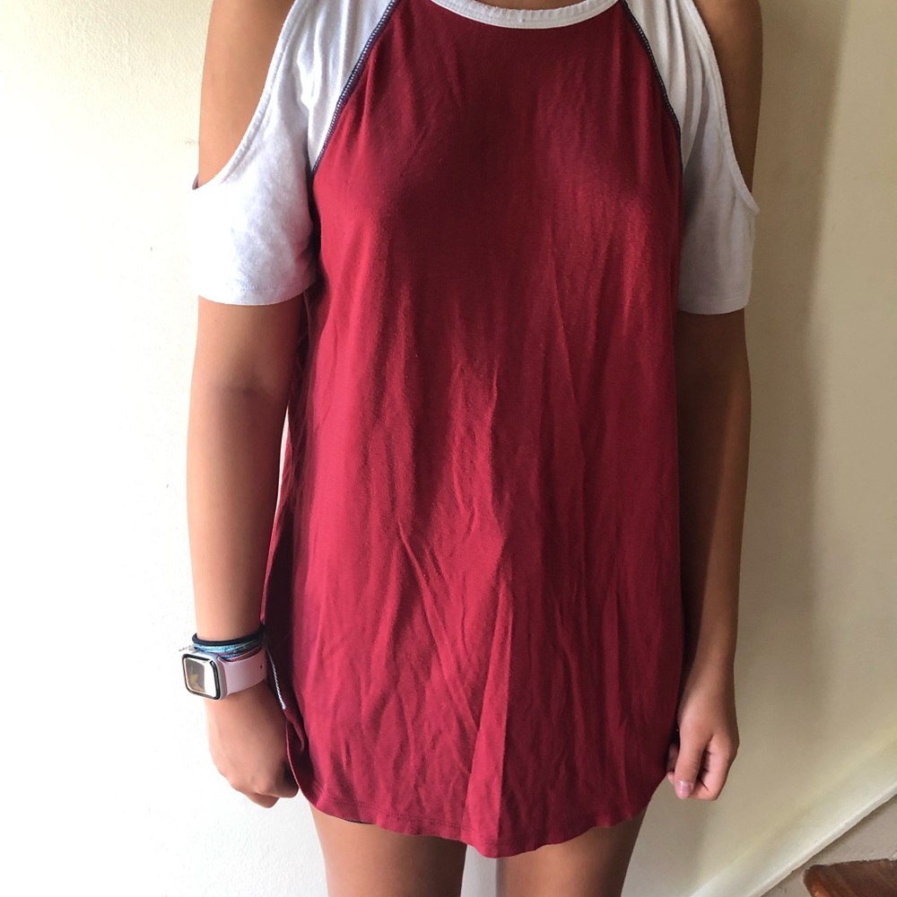 shoulder cutout top